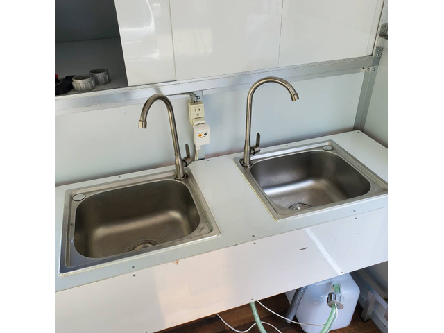 ID:99@2018年日産 NT100クリッパー DX キッチンカー 脱着ボックス仕様 - 画像 (10)