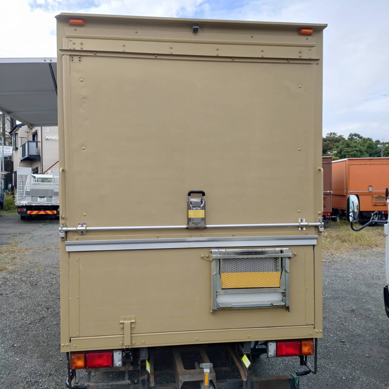 ID108:@2013年(H25)年 日産 アトラス キッチンカ―仕様 予備検付き - 画像 (6)