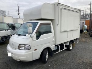 ID:114＠平成26(2014)年 マツダ ボンゴトラック キッチンカーベースに!2槽シンク、販売口サッシ 換気扇 ☆